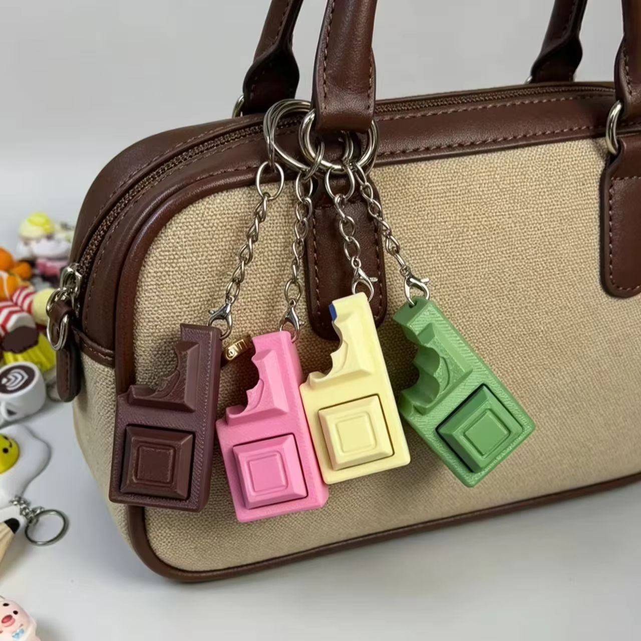 3D Simulated Chocolate Keyboar - đánh giá và giá Edc Deep Carry